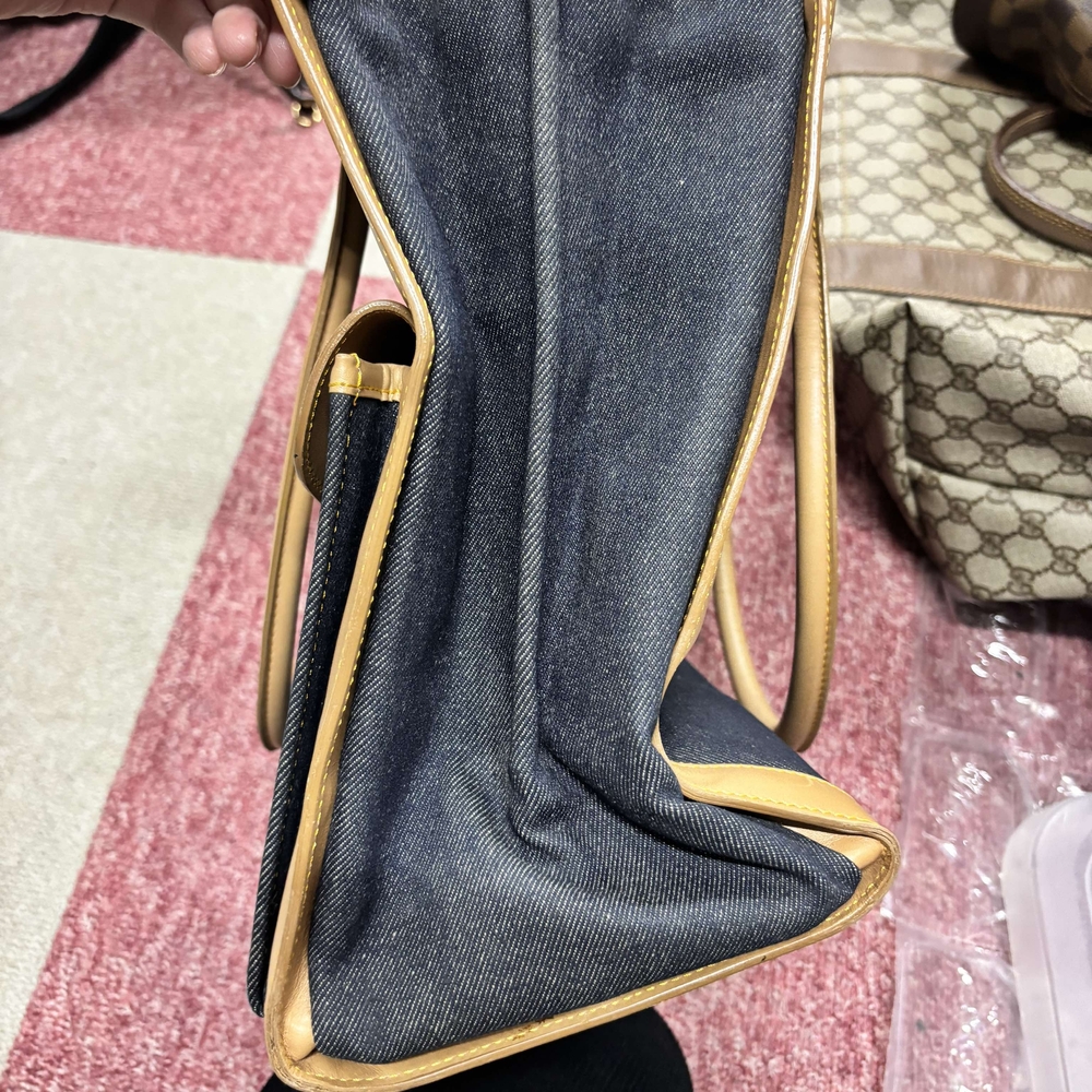 Dior Tan and Black Women's Bag - Picture 3 of 11